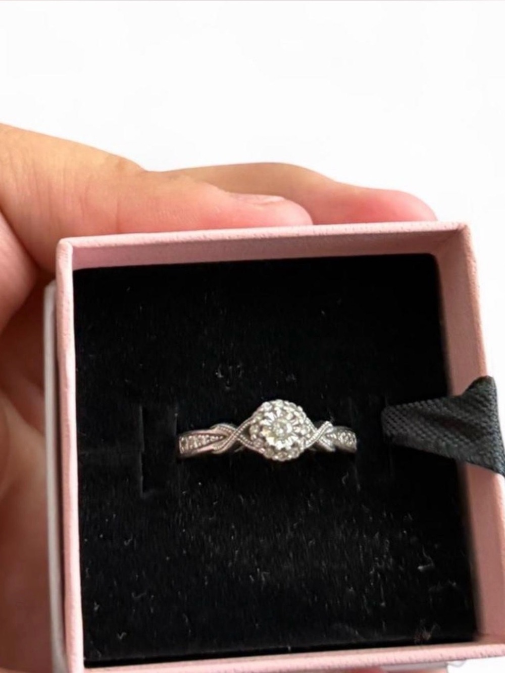 Daniel’s Jewelry Promise Ring Size 9